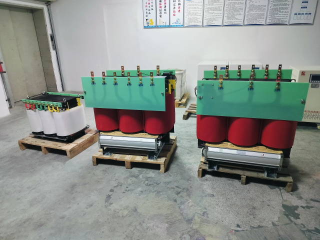 东宝KS11-1000KVA矿用变压器